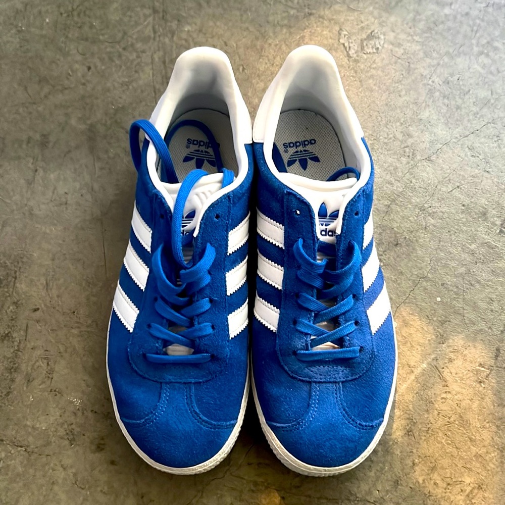 Adidas Gazelle size 4 1/2
